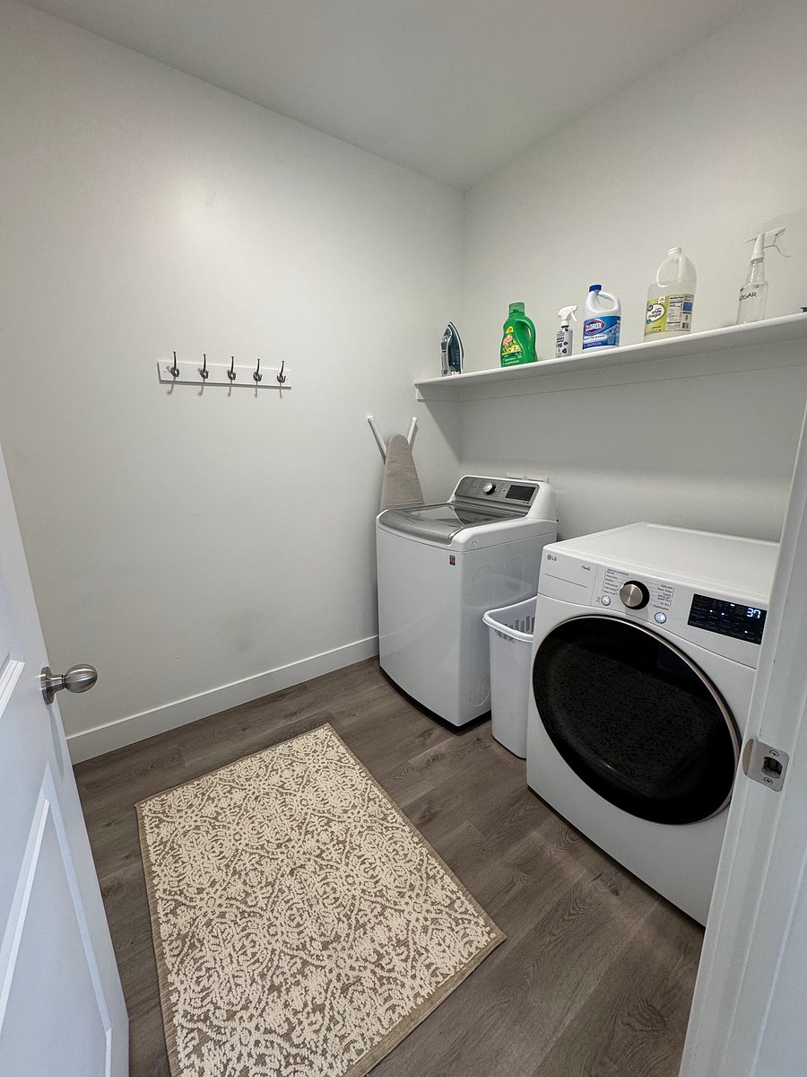 Furnished Finder property 1040298_1 photo 16