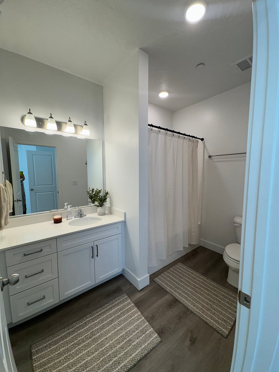 Furnished Finder property 1040298_1 photo 8