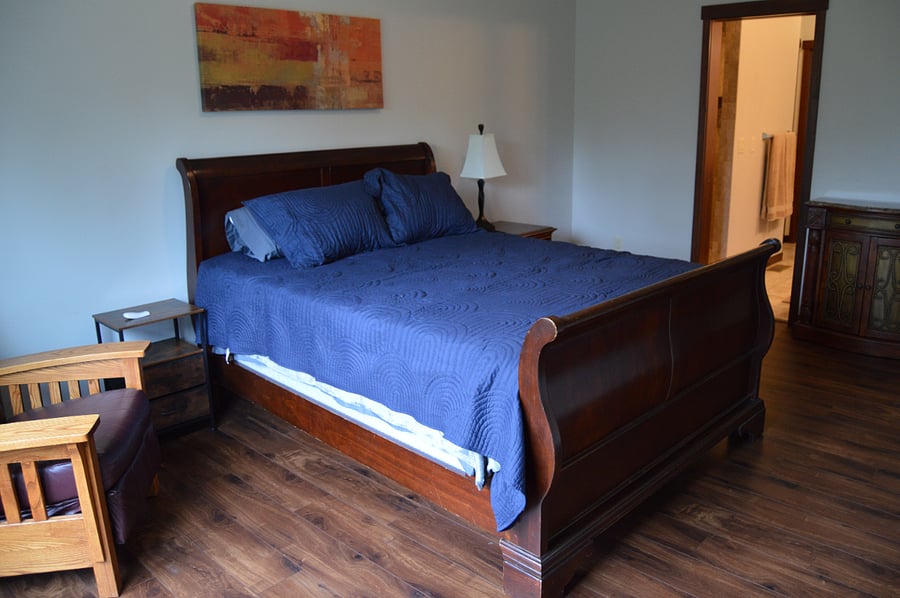master bed with NEW matrass and 55 NEW TV