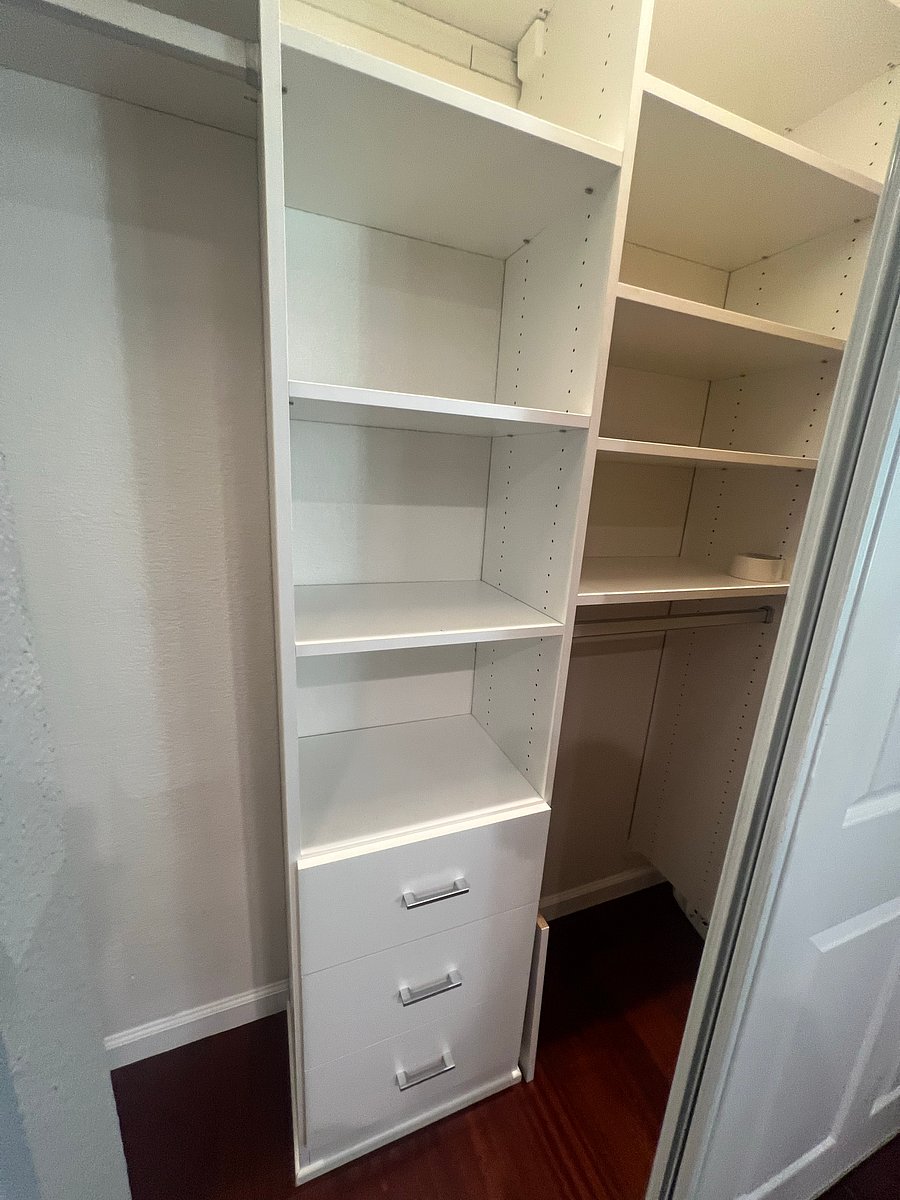 Bedroom Closet Shelves