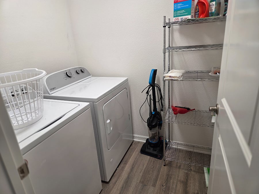Furnished Finder property 1040358_1 photo 12