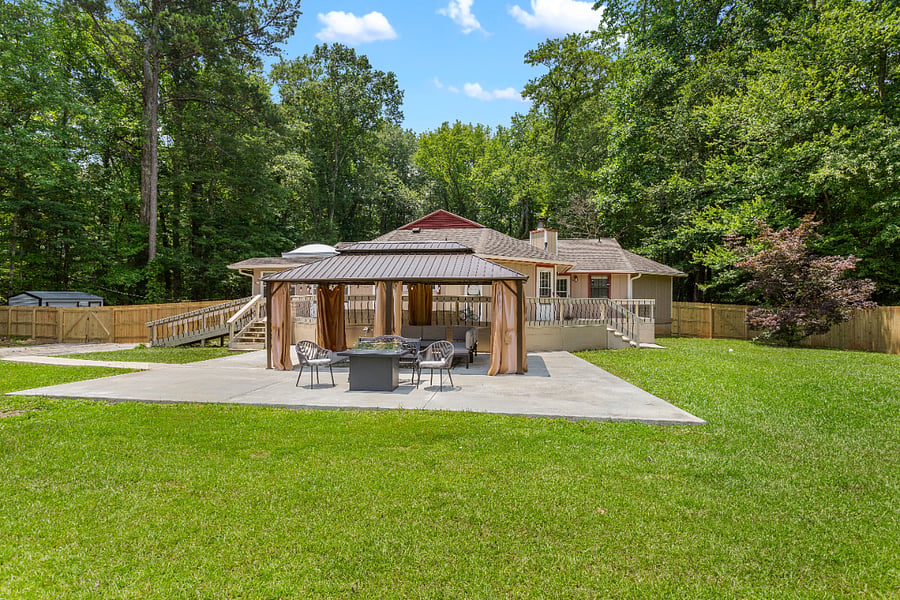 Furnished Finder property 1040366_1 photo 41