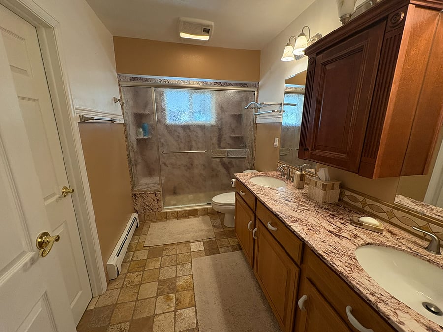 Main Bathroom