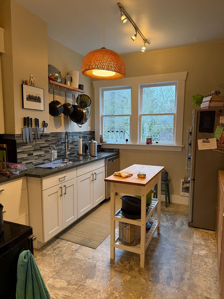 Furnished Finder property 1040389_1 photo 8