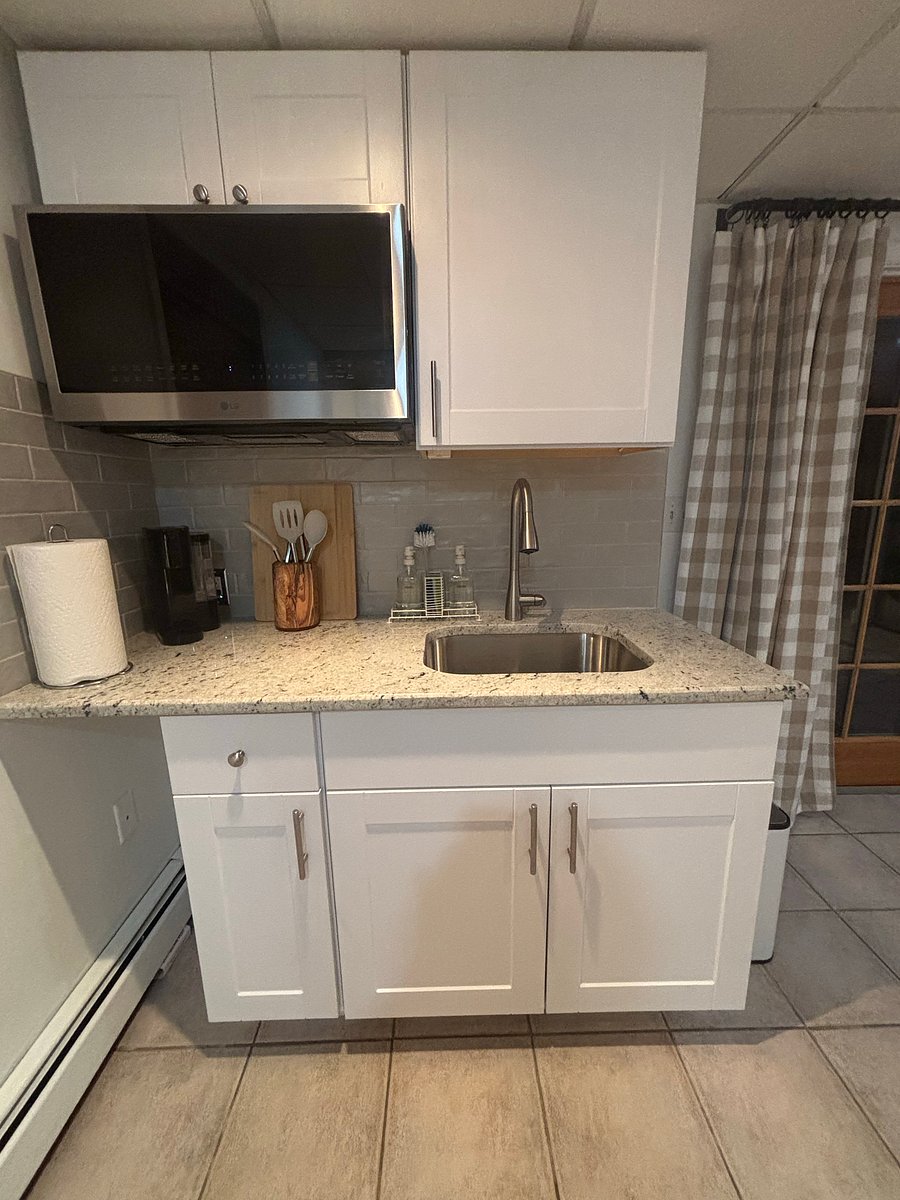 Furnished Finder property 1040407_1 photo 9