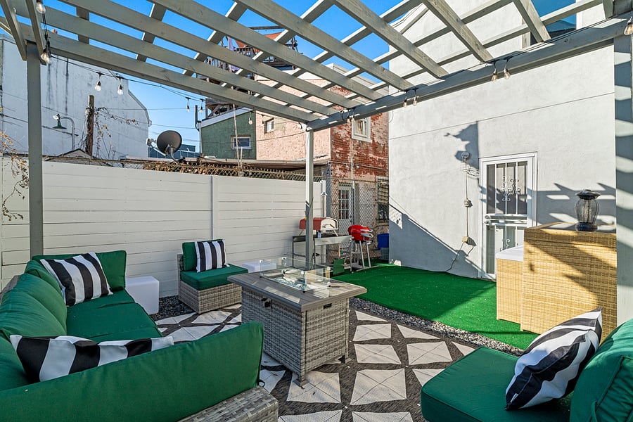 Furnished Finder property 1040408_1 photo 24