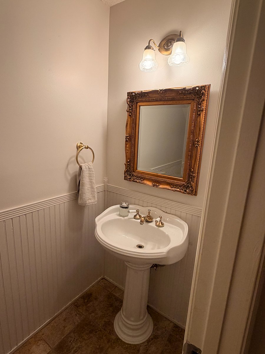 Furnished Finder property 1040444_1 photo 13