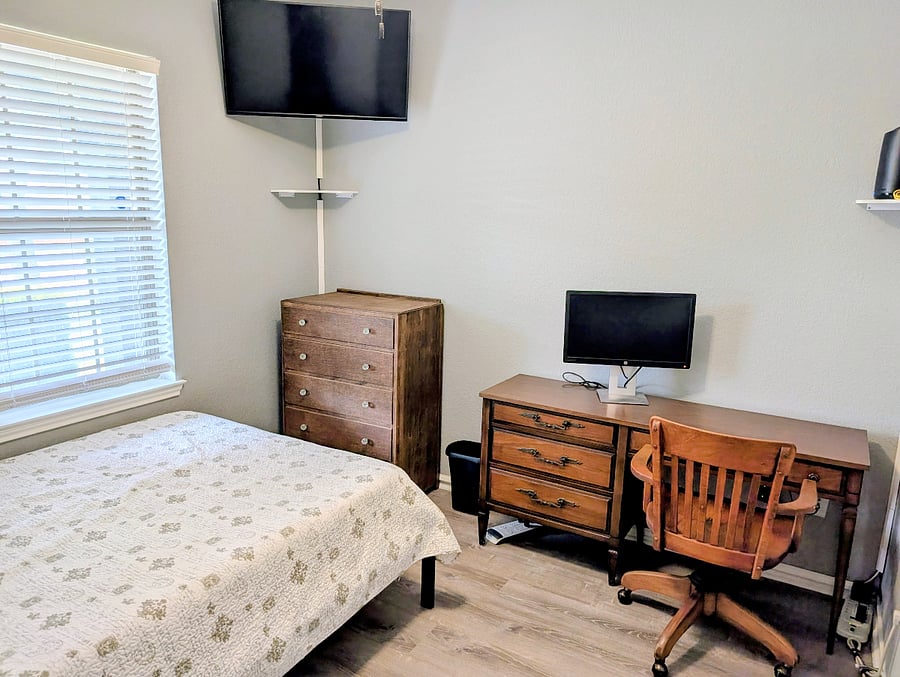 Furnished Finder property 1040447_1 photo 11