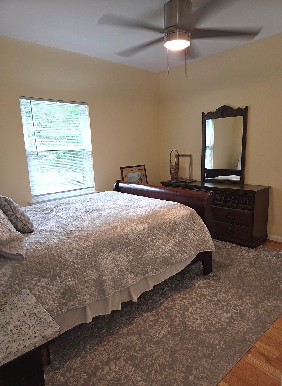Furnished Finder property 1040448_1 photo 14