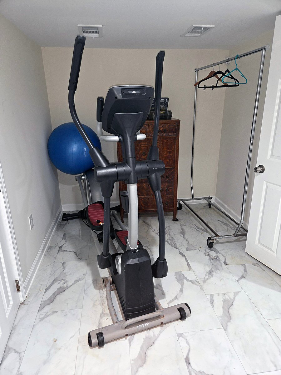 Furnished Finder property 1040448_1 photo 21