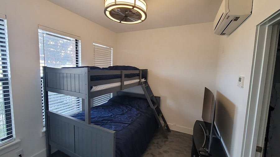 Furnished Finder property 1040468_1 photo 26