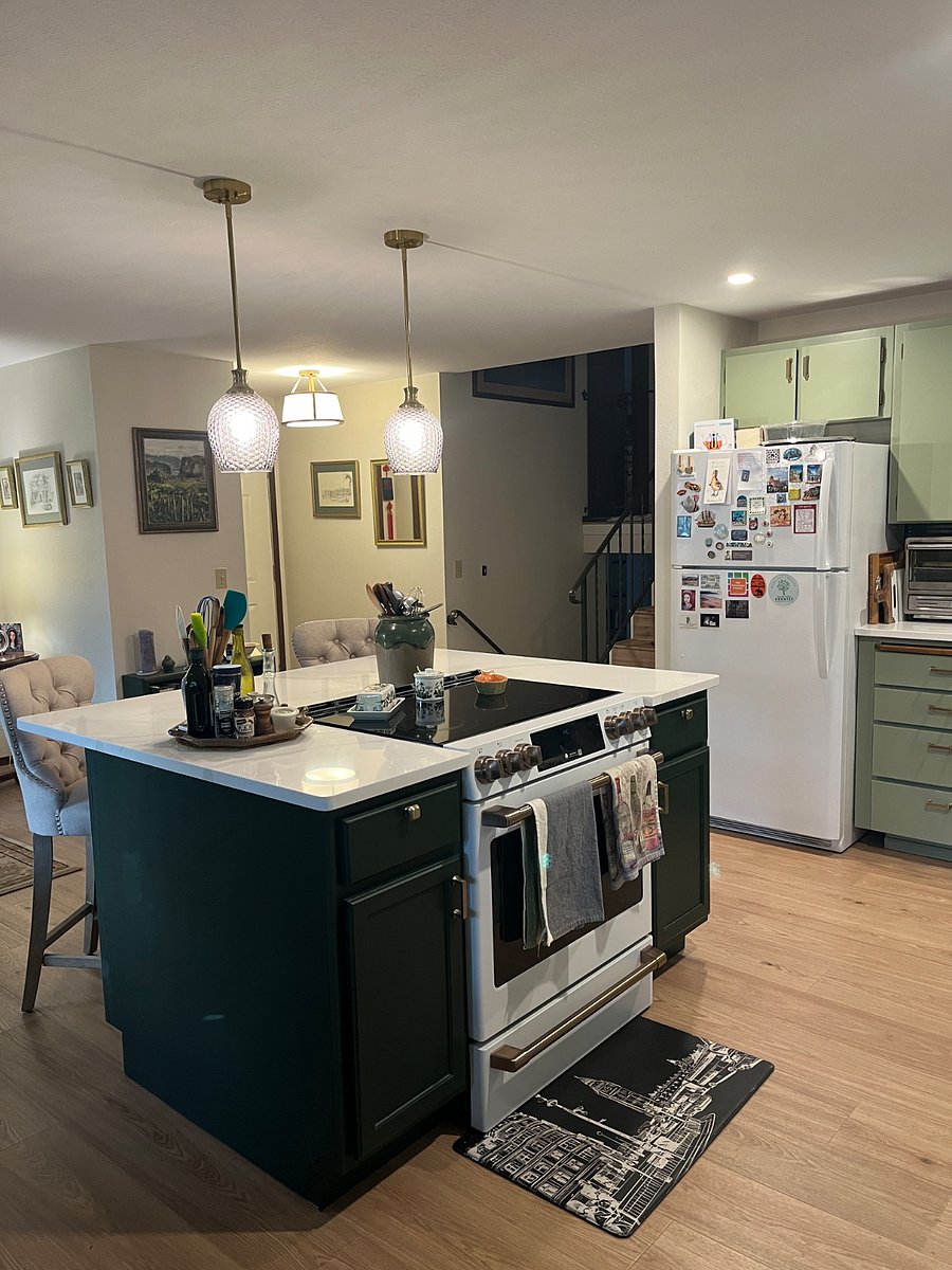 New electric cafe stove 