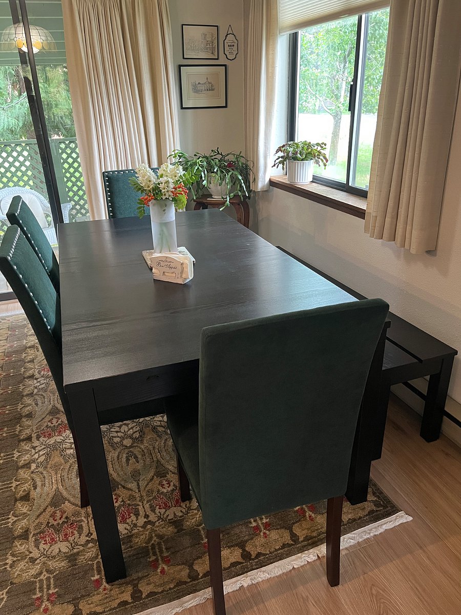 Dining area with bench seat. 