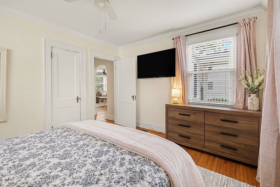 Furnished Finder property 1040525_1 photo 12