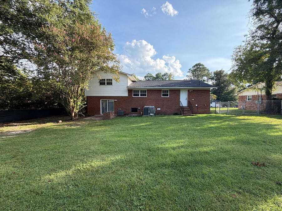Furnished Finder property 1040546_1 photo 17