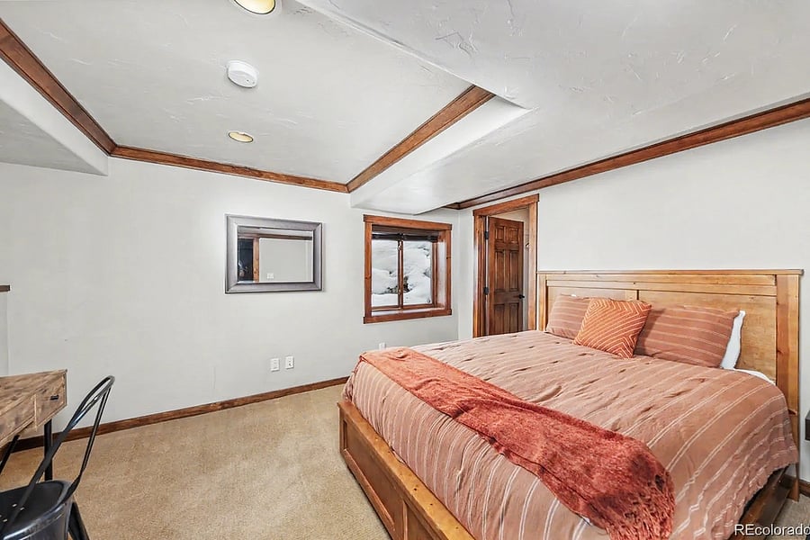 Furnished Finder property 1040558_1 photo 36
