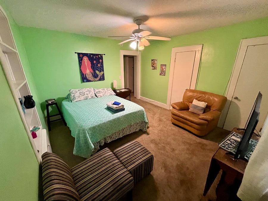 Furnished Finder property 1040562_1 photo 3