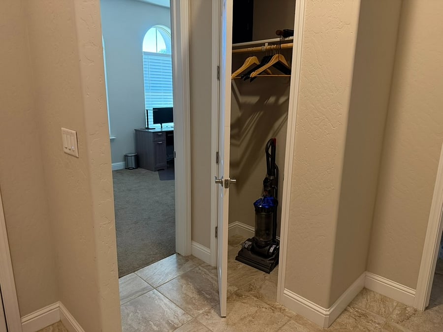 Furnished Finder property 1040579_1 photo 35