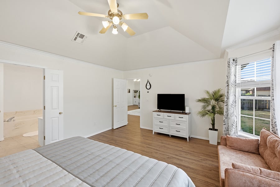 Furnished Finder property 1040581_1 photo 15