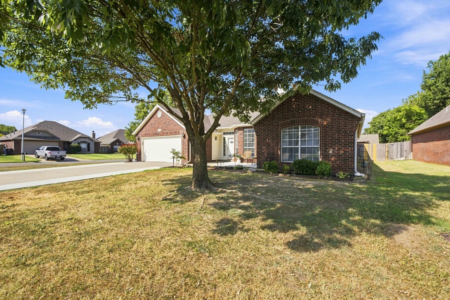 Furnished Finder property 1040581_1 photo 3
