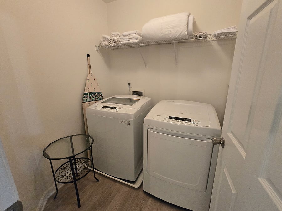 Furnished Finder property 1040590_1 photo 10