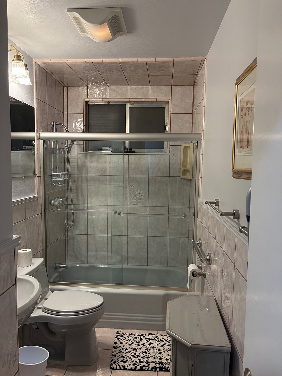 Furnished Finder property 1040607_1 photo 8