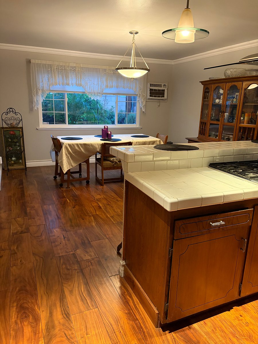 Furnished Finder property 1040607_1 photo 12