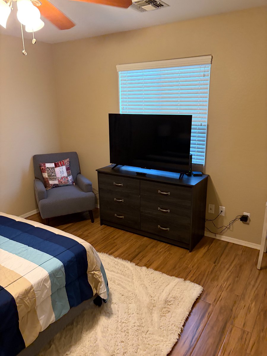 Furnished Finder property 1040610_1 photo 12