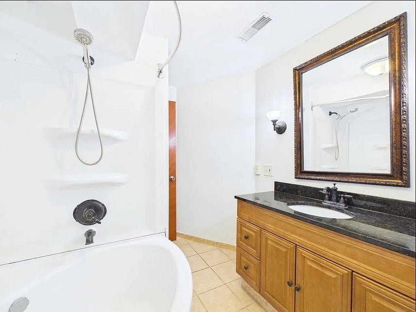 Furnished Finder property 1040636_1 photo 12