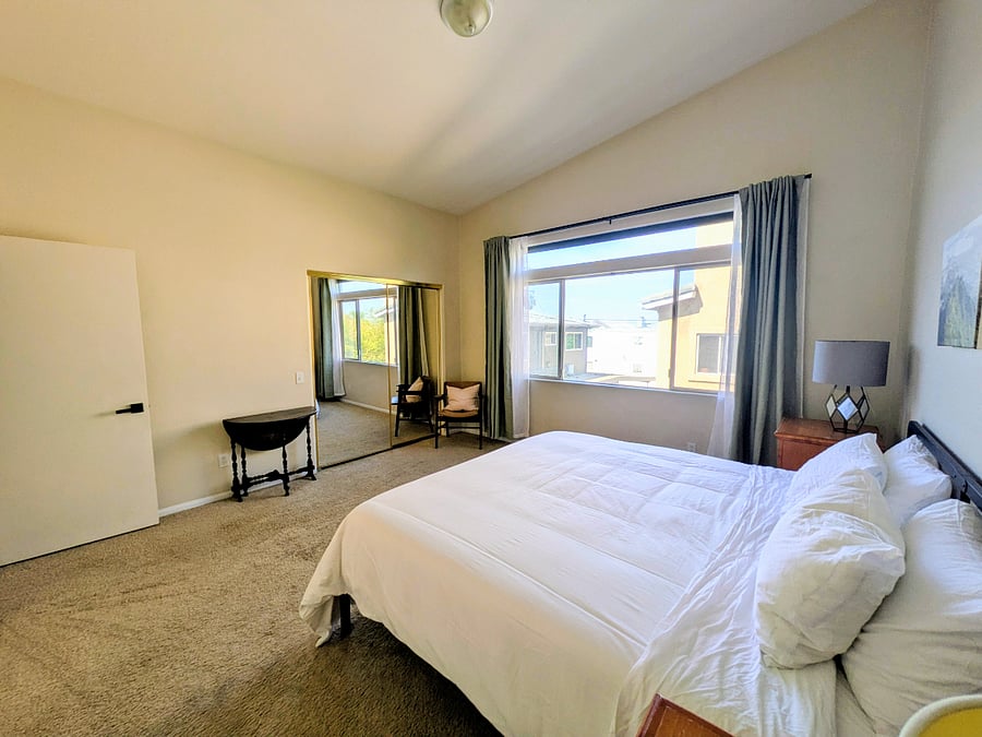 Furnished Finder property 1040641_1 photo 12