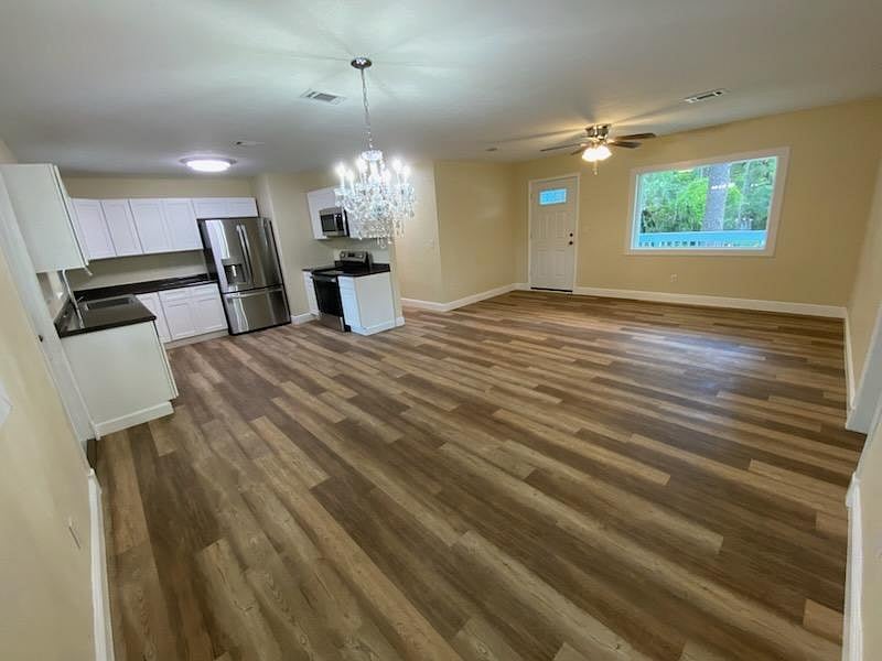 Furnished Finder property 1040667_1 photo 4