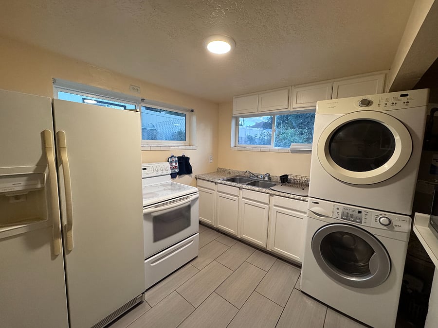 Furnished Finder property 1040698_1 photo 4