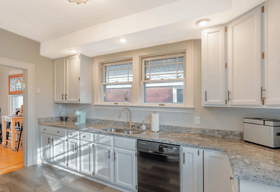 Shared Kitchen, well more stocked with kitchen gadgets than photo portrays