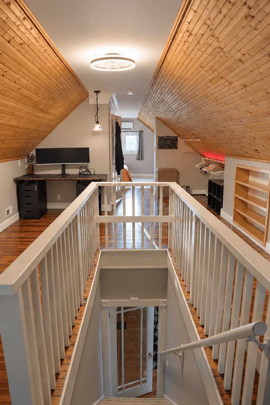 Private use of entire second floor with private bathroom & workspace