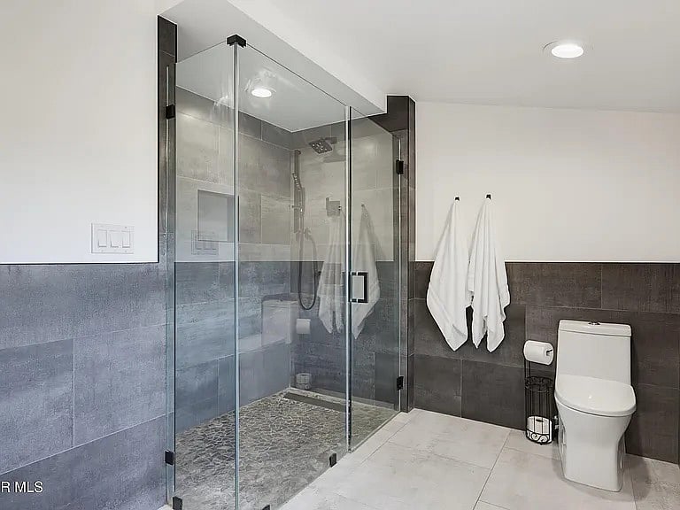 Furnished Finder property 1040724_1 photo 5