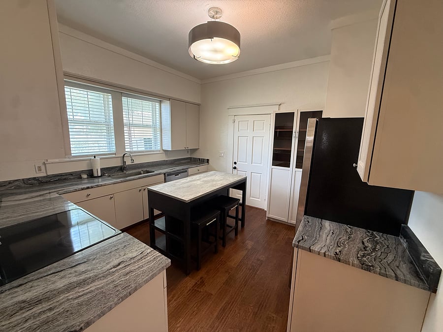 Furnished Finder property 1040726_1 photo 8