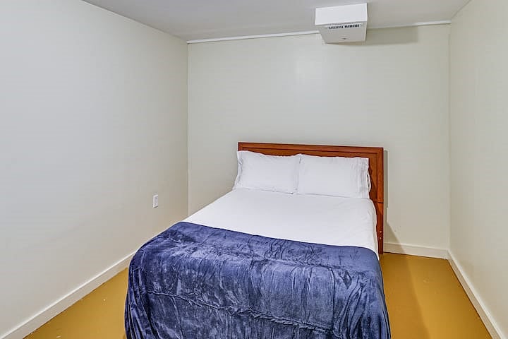 Furnished Finder property 1040735_1 photo 23