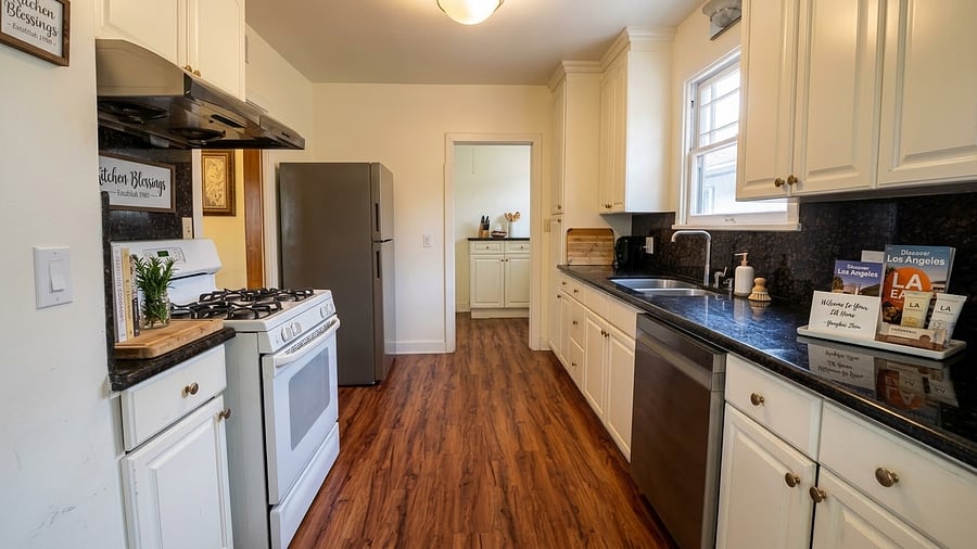 Furnished Finder property 1040761_1 photo 8