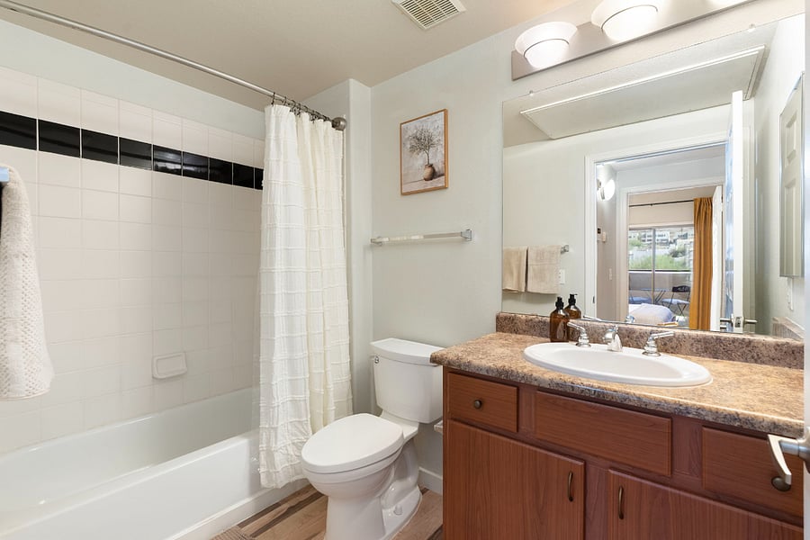 Furnished Finder property 1040767_1 photo 23