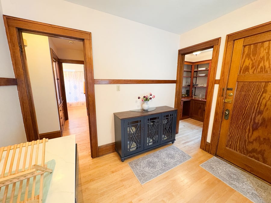 Furnished Finder property 1040769_3 photo 32