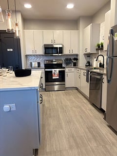 Furnished Finder property 1040774_1 photo 3