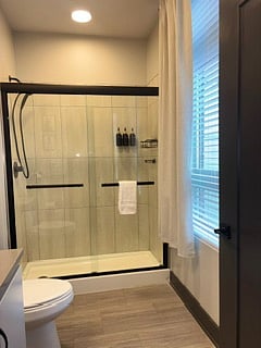 Queen/Guest Bathroom