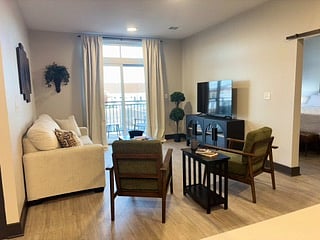 Furnished Finder property 1040774_1 photo 5
