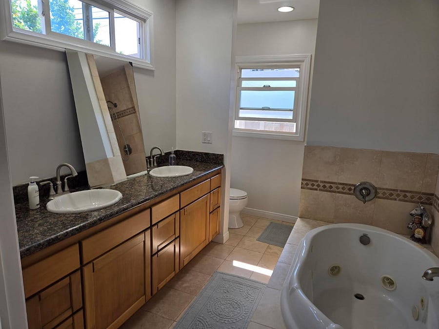 Furnished Finder property 1040818_1 photo 4