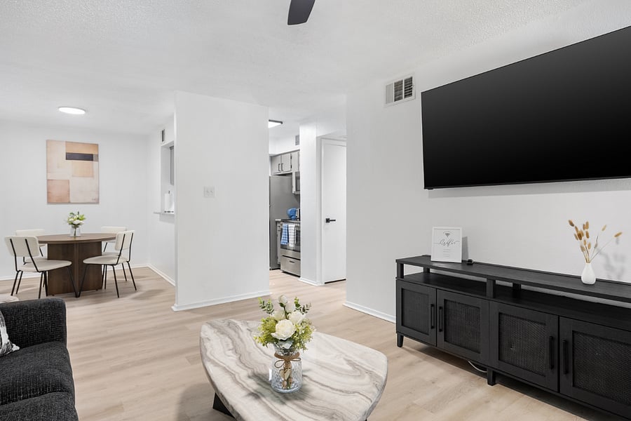 Furnished Finder property 1040823_1 photo 2