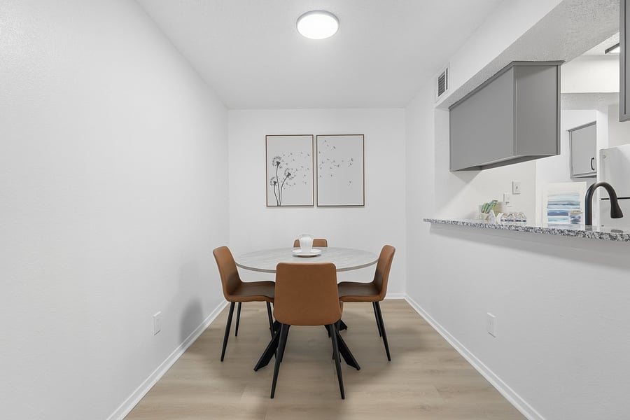 Furnished Finder property 1040823_10 photo 6