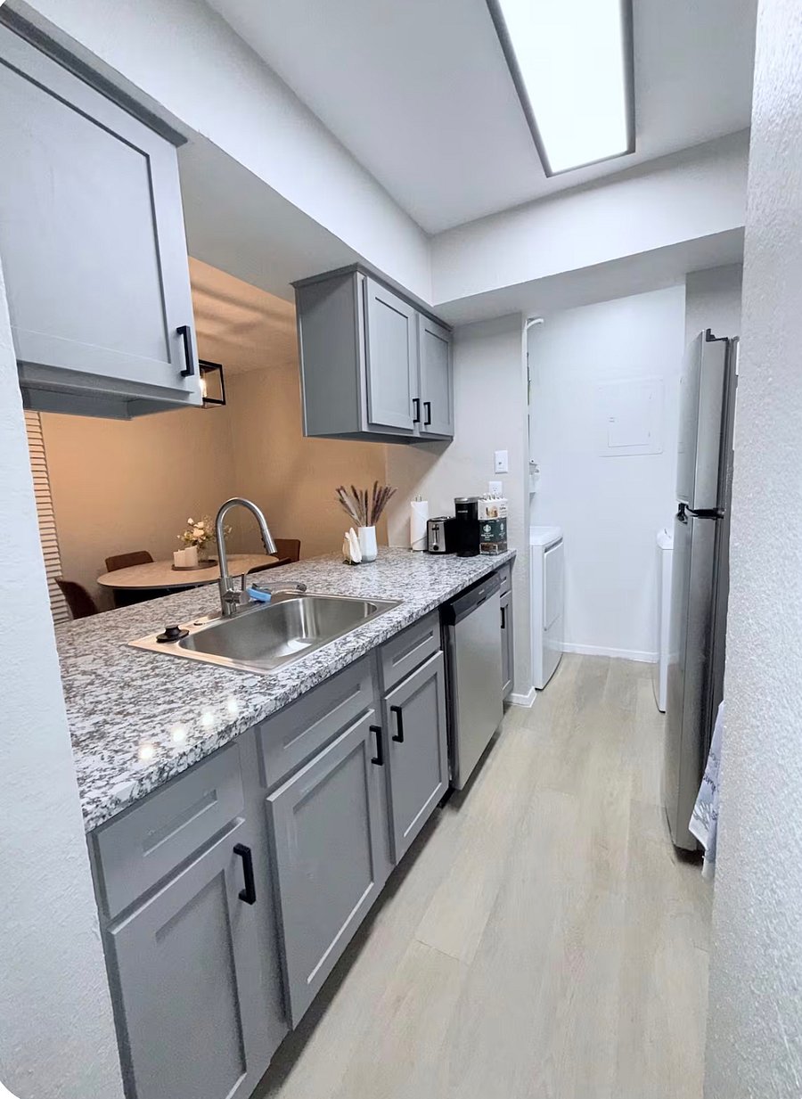 Furnished Finder property 1040823_7 photo 5