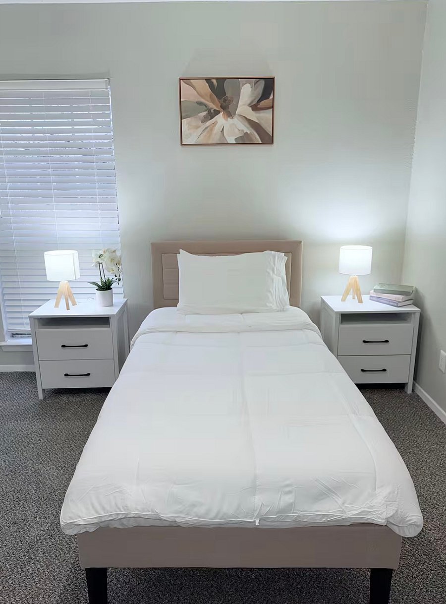 Furnished Finder property 1040823_7 photo 14