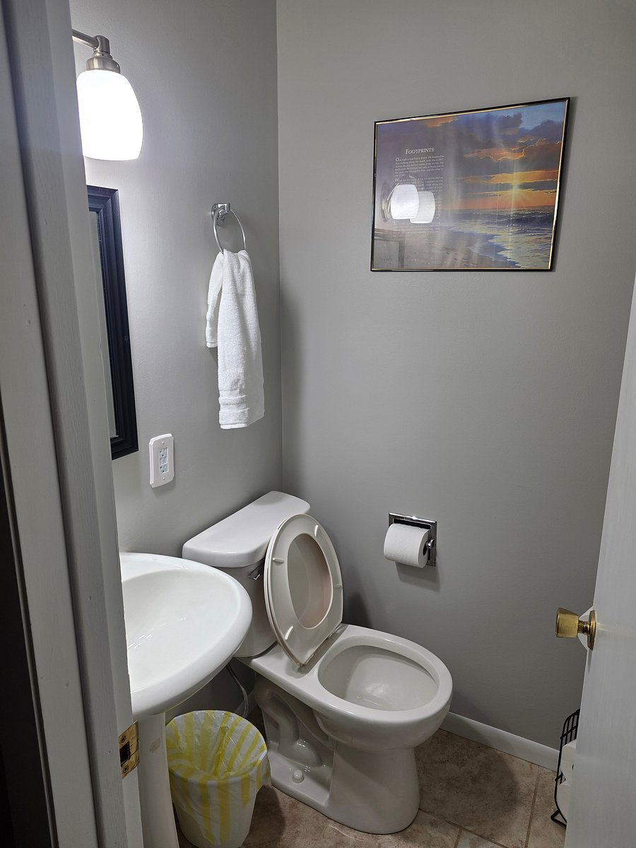 Furnished Finder property 1040828_1 photo 9