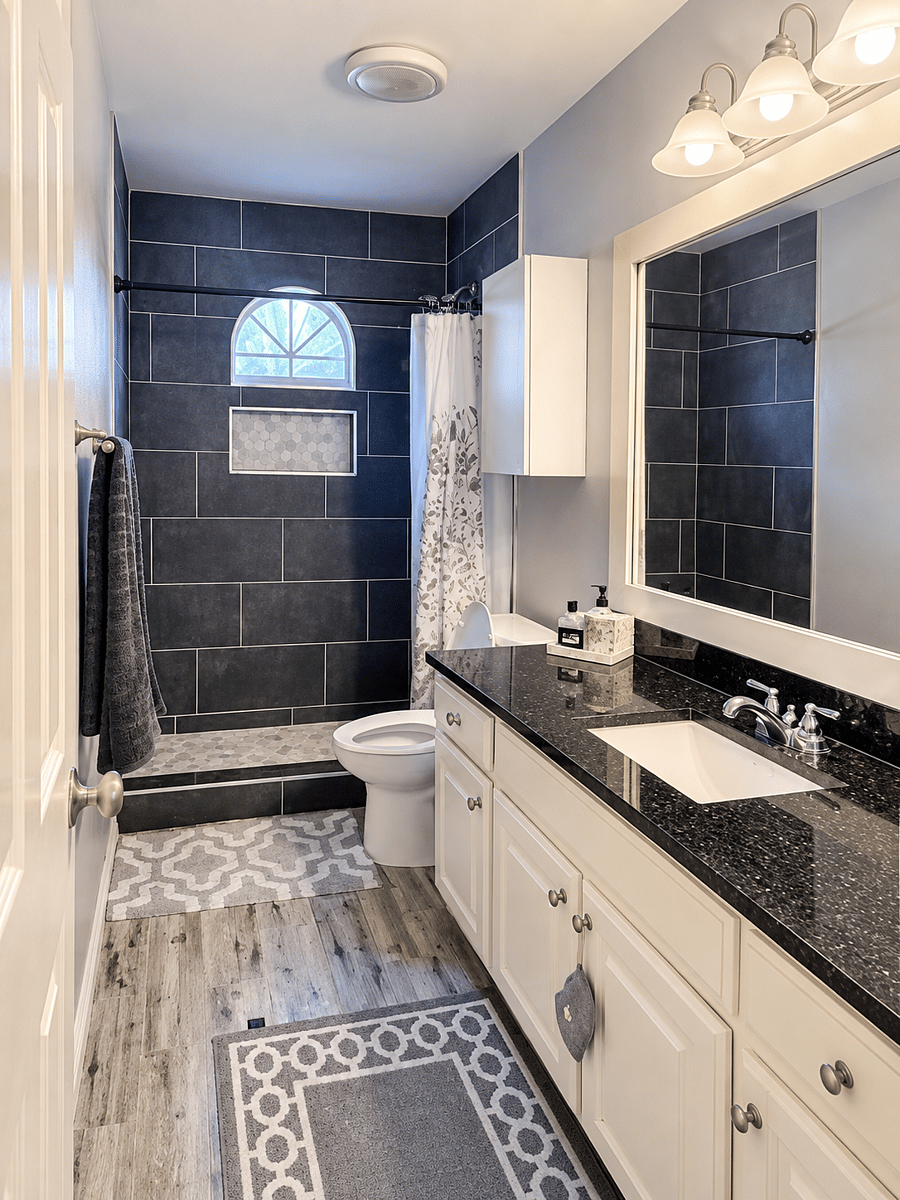 Second Full bathroom